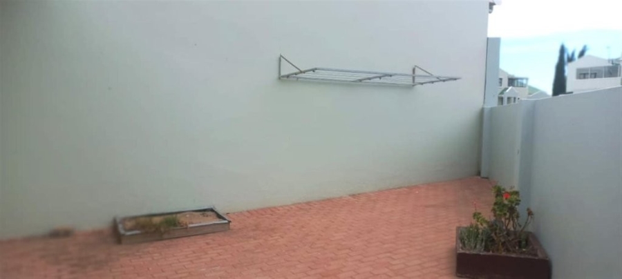 2 Bedroom Property for Sale in Stilbaai Wes Western Cape